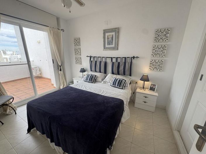 Image No.4-3 Bed Townhouse for sale