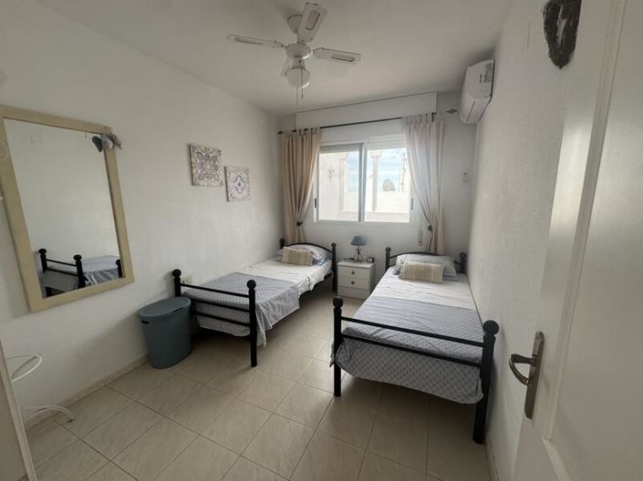 Image No.47-3 Bed Townhouse for sale