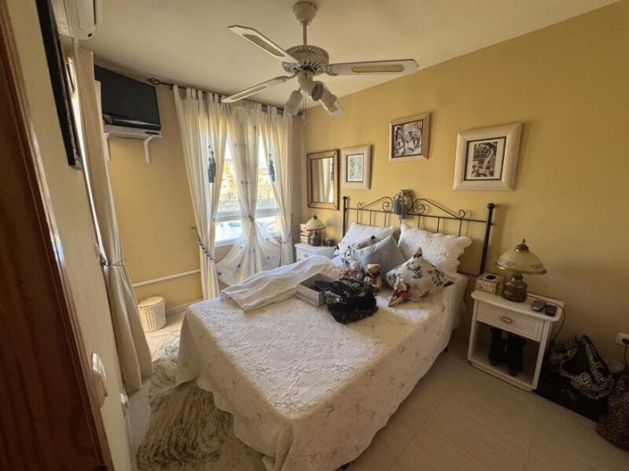 Image No.24-3 Bed Townhouse for sale