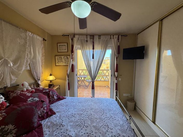 Image No.40-3 Bed Townhouse for sale