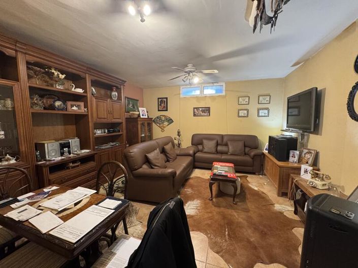 Image No.47-3 Bed Townhouse for sale