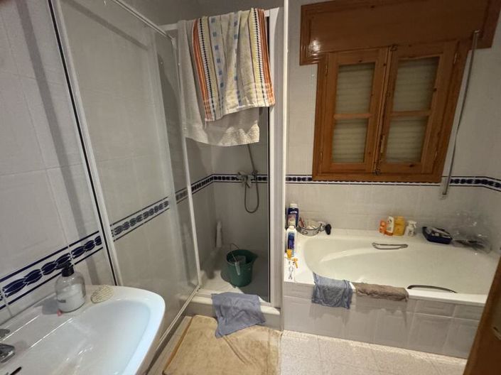 Image No.40-4 Bed Cortijo for sale