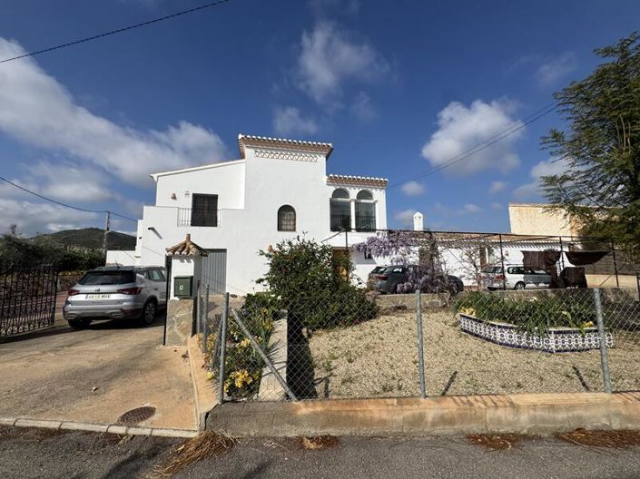Image No.56-4 Bed Cortijo for sale