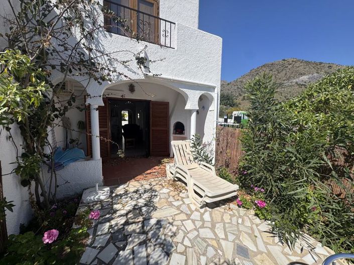 Image No.21-2 Bed Townhouse for sale