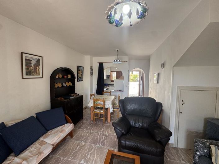 Image No.27-2 Bed Townhouse for sale