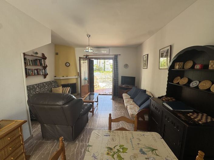 Image No.31-2 Bed Townhouse for sale