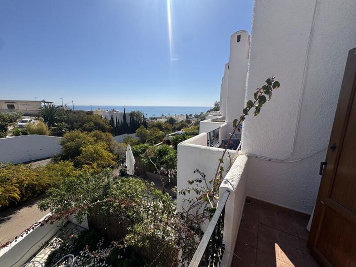 Image No.34-2 Bed Townhouse for sale