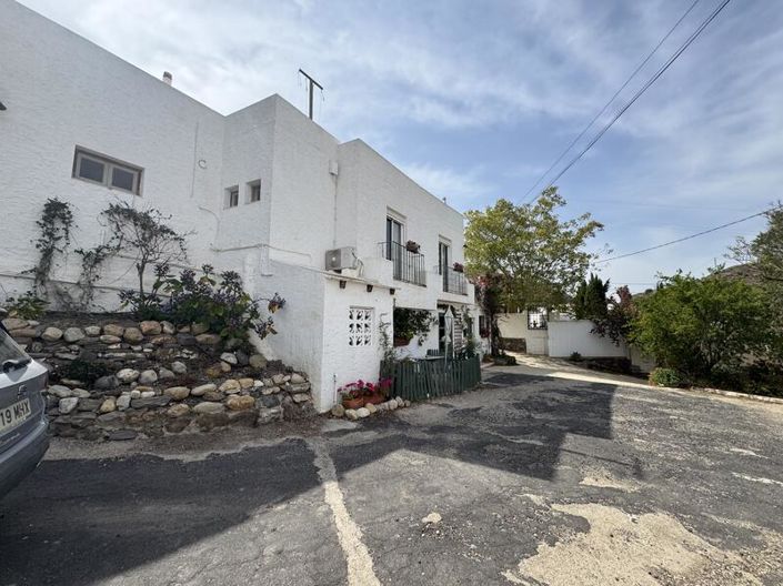 Image No.12-3 Bed Cortijo for sale