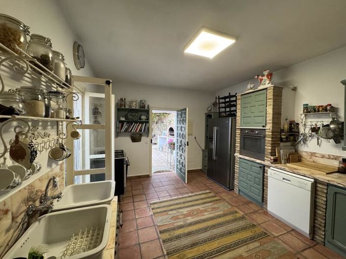 Image No.32-3 Bed Cortijo for sale