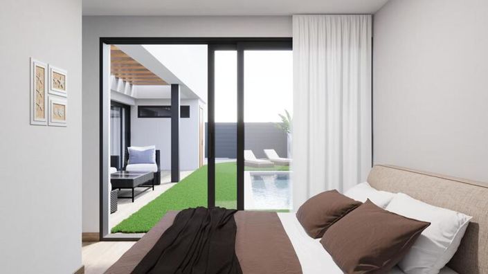 Image No.8-3 Bed Villa for sale