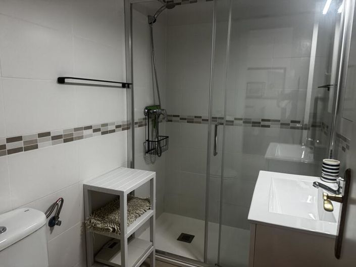 Image No.45-2 Bed Apartment for sale