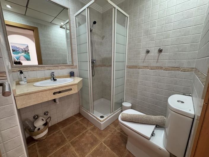 Image No.27-2 Bed Apartment for sale