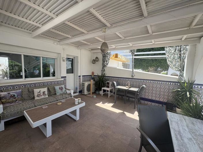 Image No.8-3 Bed Townhouse for sale