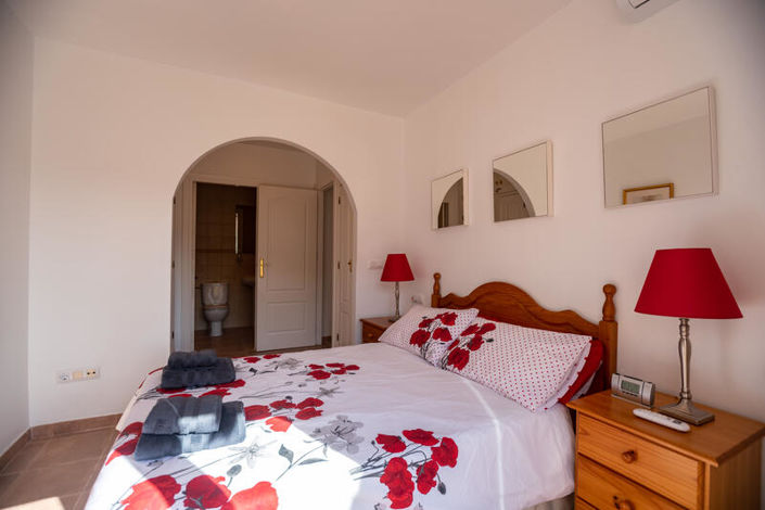 Image No.34-2 Bed Apartment for sale