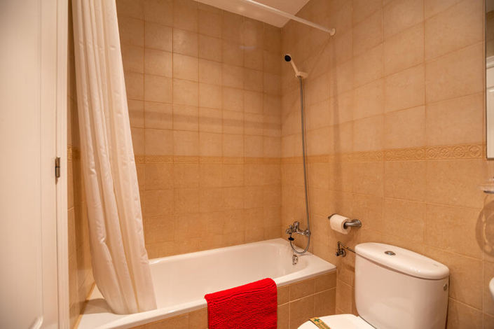 Image No.38-2 Bed Apartment for sale