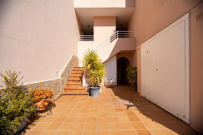Image No.49-2 Bed Apartment for sale