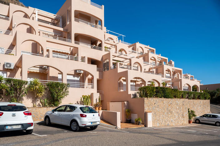 Image No.52-2 Bed Apartment for sale