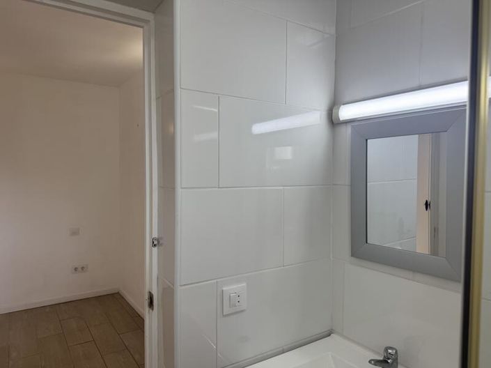 Image No.23-2 Bed Apartment for sale