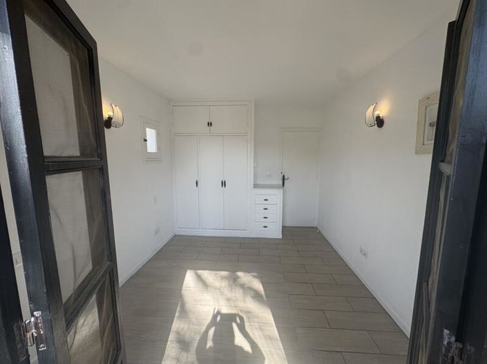 Image No.32-2 Bed Apartment for sale