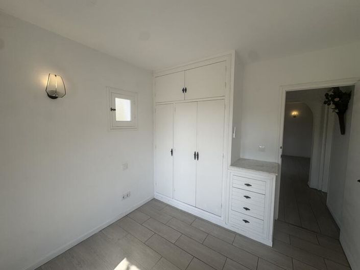 Image No.34-2 Bed Apartment for sale