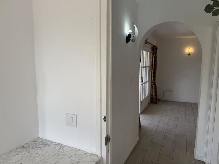Image No.36-2 Bed Apartment for sale