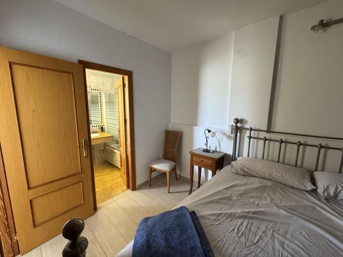 Image No.10-3 Bed Townhouse for sale