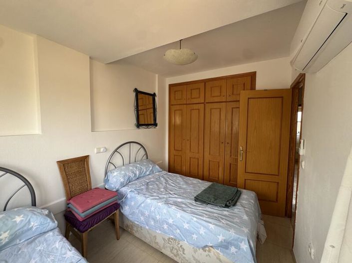 Image No.17-3 Bed Townhouse for sale