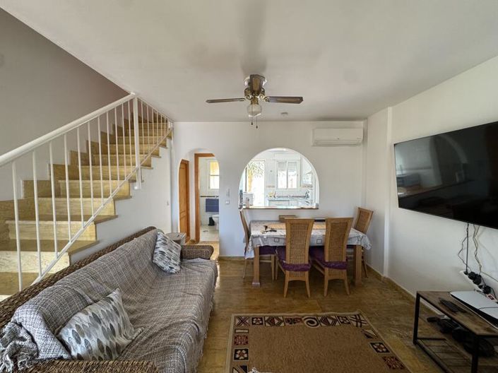 Image No.26-3 Bed Townhouse for sale