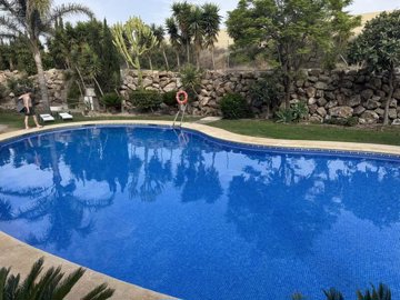 lv882-townhouse-for-sale-in-valle-del-este-68