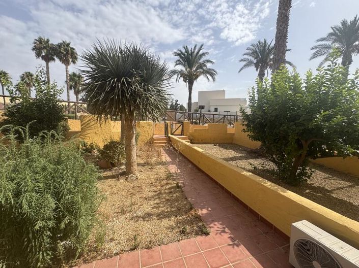 Image No.32-3 Bed Townhouse for sale