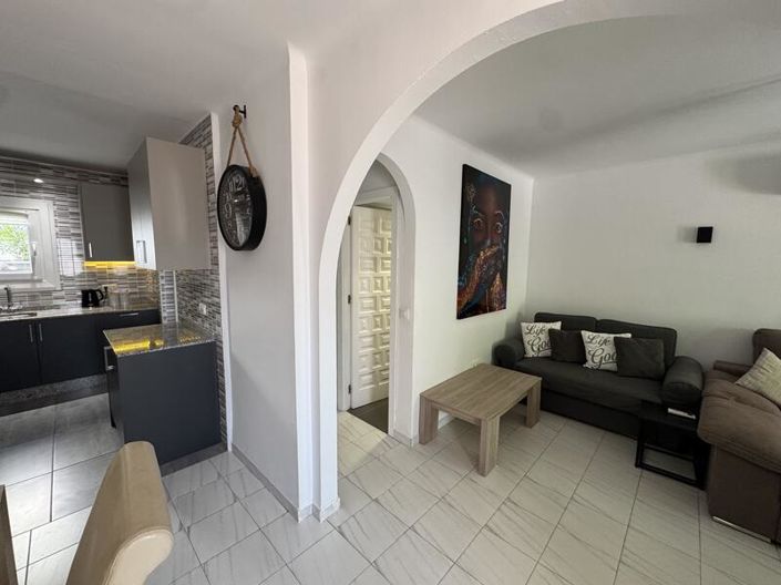 Image No.10-3 Bed Townhouse for sale