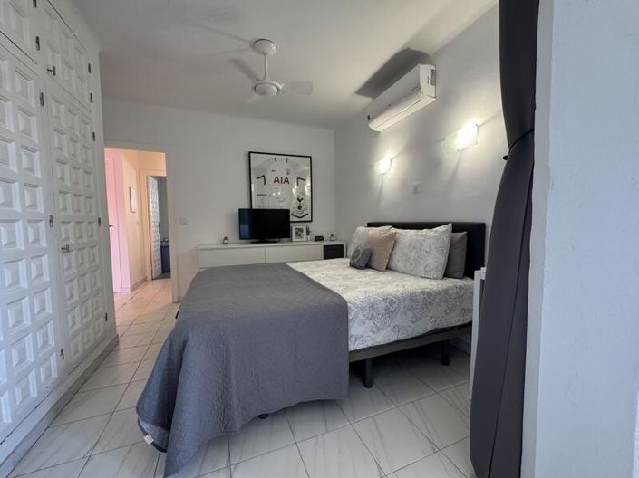 Image No.26-3 Bed Townhouse for sale
