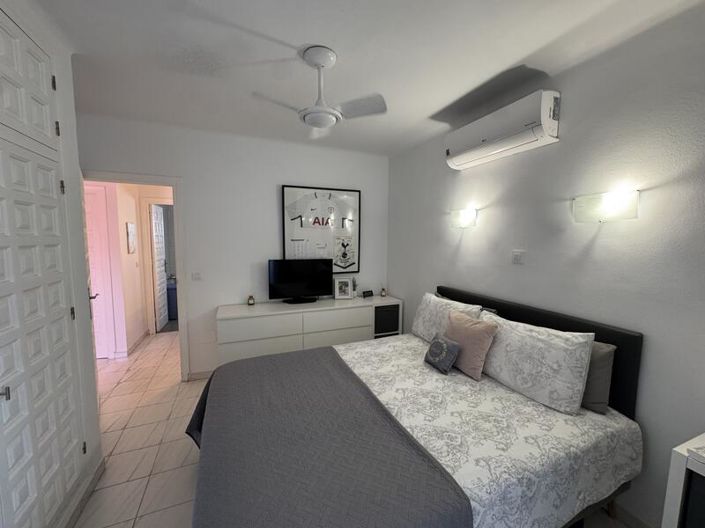 Image No.27-3 Bed Townhouse for sale