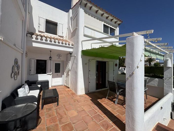 Image No.3-3 Bed Townhouse for sale