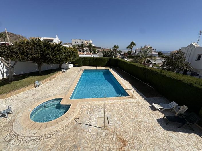 Image No.7-3 Bed Townhouse for sale