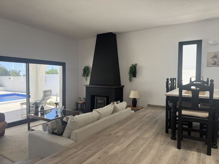 Image No.17-3 Bed Villa for sale