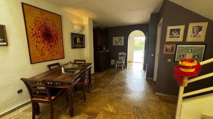 Image No.16-3 Bed Townhouse for sale
