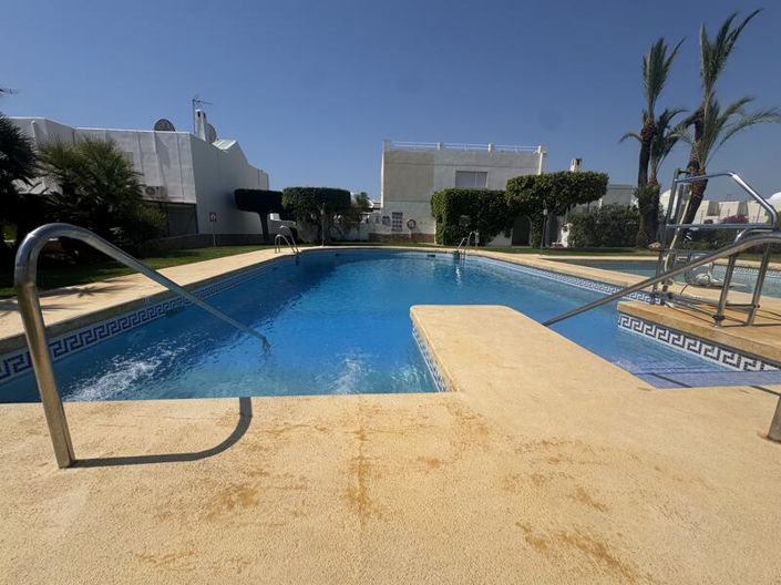 Image No.43-3 Bed Townhouse for sale