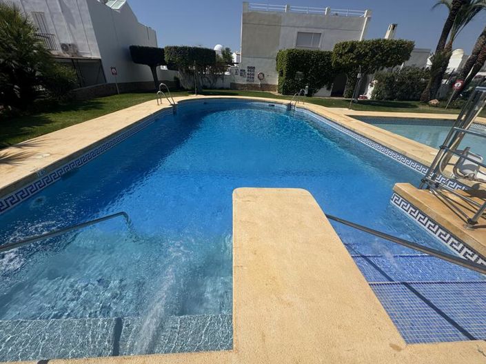 Image No.44-3 Bed Townhouse for sale