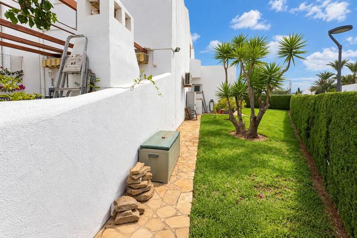 Image No.7-3 Bed Townhouse for sale