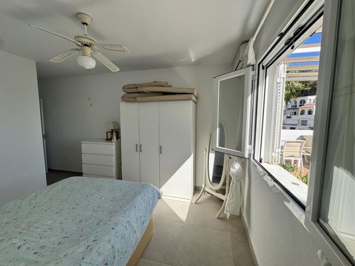 Image No.32-2 Bed Apartment for sale