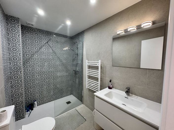 Image No.33-2 Bed Apartment for sale