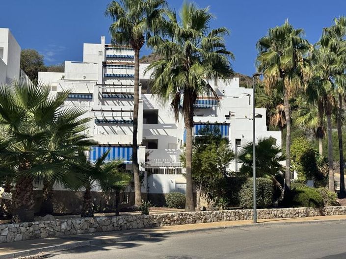 Image No.4-2 Bed Apartment for sale