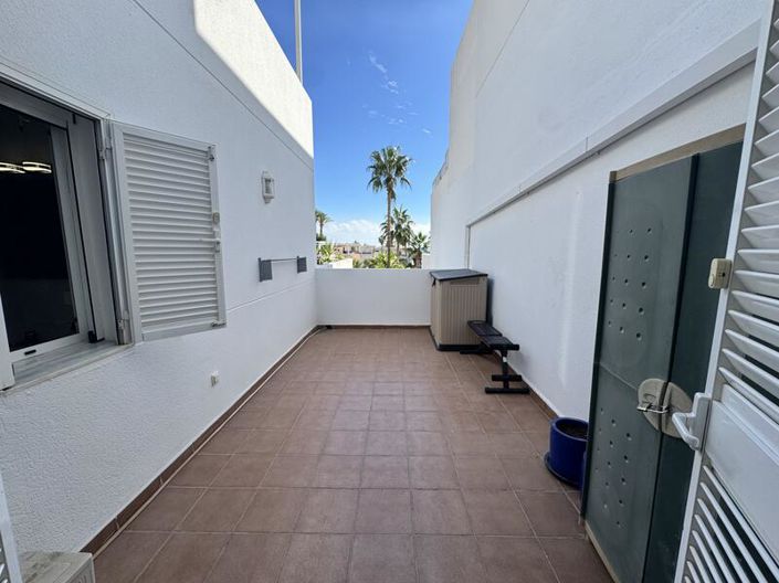 Image No.40-2 Bed Apartment for sale