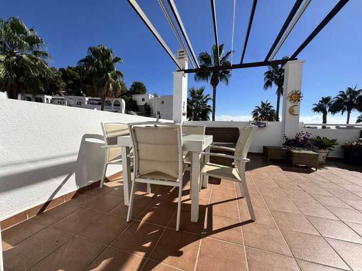Image No.8-2 Bed Apartment for sale