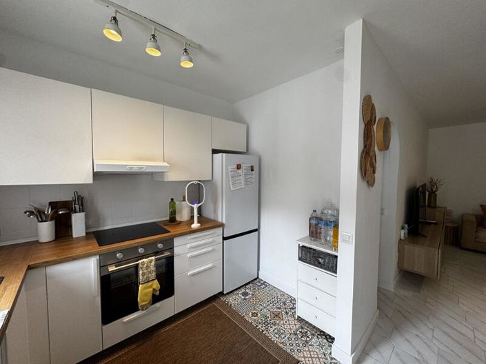 Image No.19-2 Bed Townhouse for sale