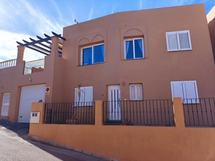 Image No.2-Villa con 3 dormitorios en venta