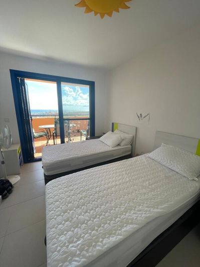 Image No.19-2 Bed Apartment for sale