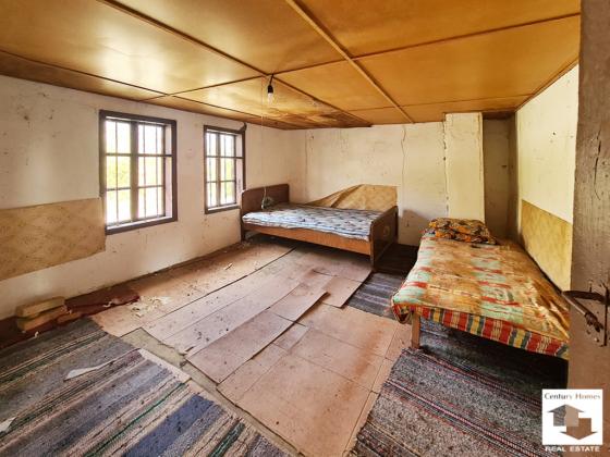 Image No.11-3 Bed House for sale