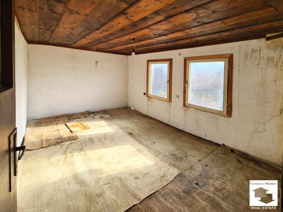 Image No.9-3 Bed House for sale